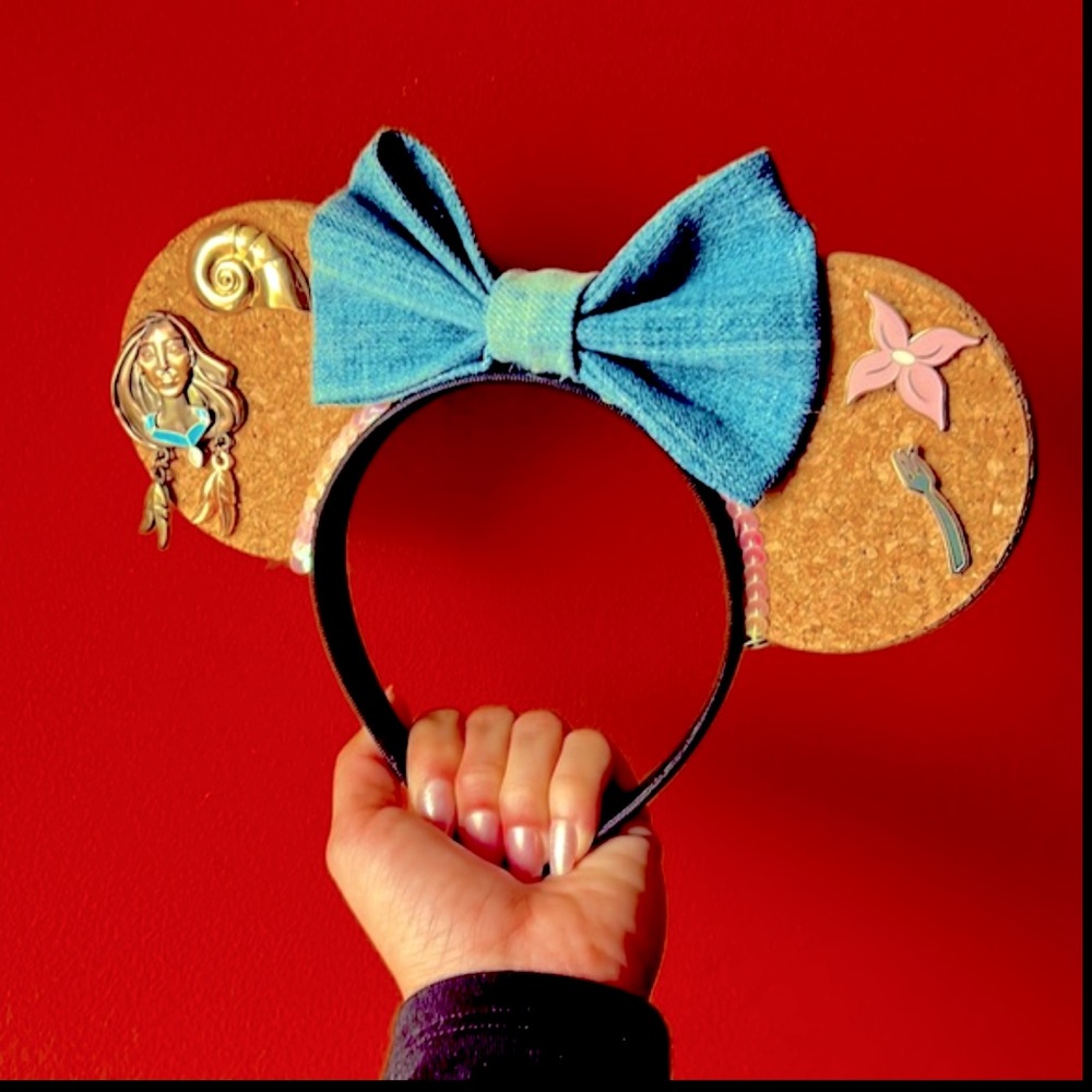 Minnie Mouse Pin Trading Ears with Disney Pins